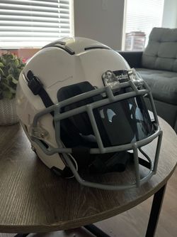 F7 Large youth football helmet (no visor)