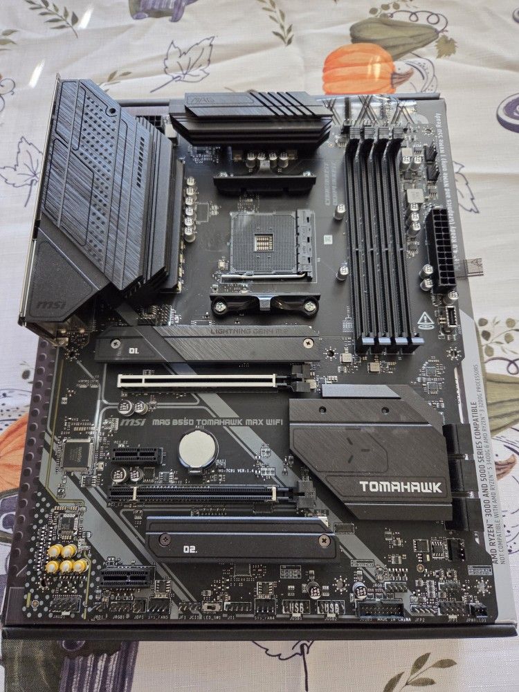 MAG B550 TOMAHAWK MAX WIFI Motherboard