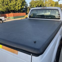 Heavy-Duty Hard Truck Bed Cover – Fits F-250/F-350 8’ Bed