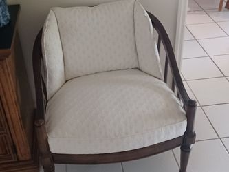Low Cut Chair
