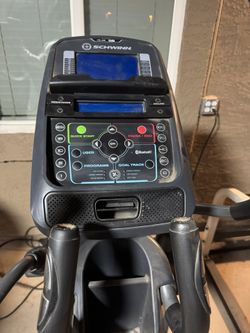 Schwinn 470 Elliptical – Smooth & Quiet Cardio Machine