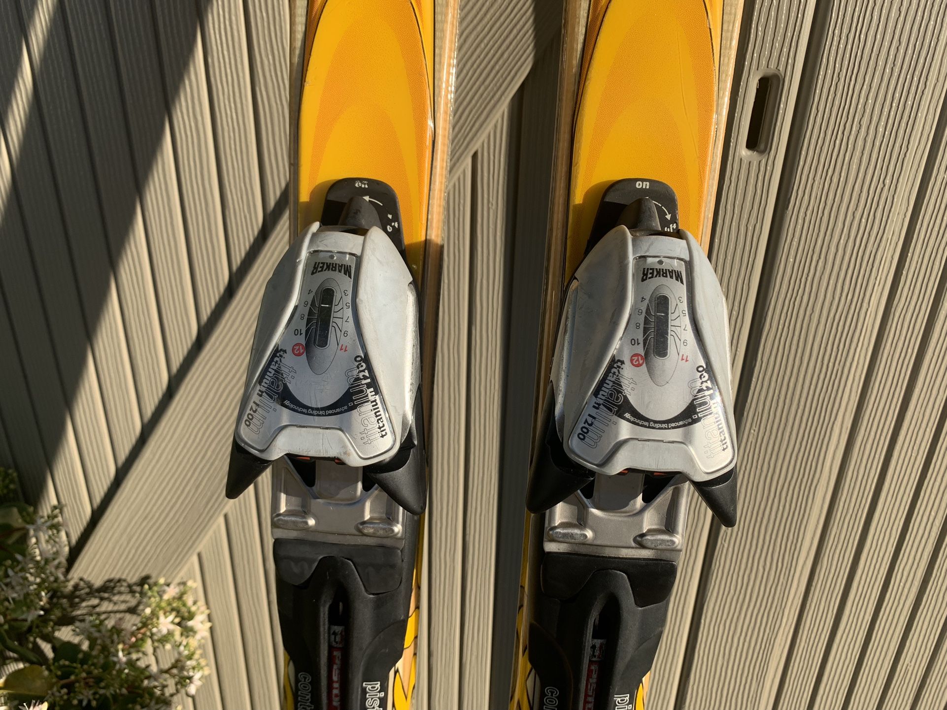 K2 Axis XT Skis Are 174cm for Sale in Hacienda Heights, CA OfferUp