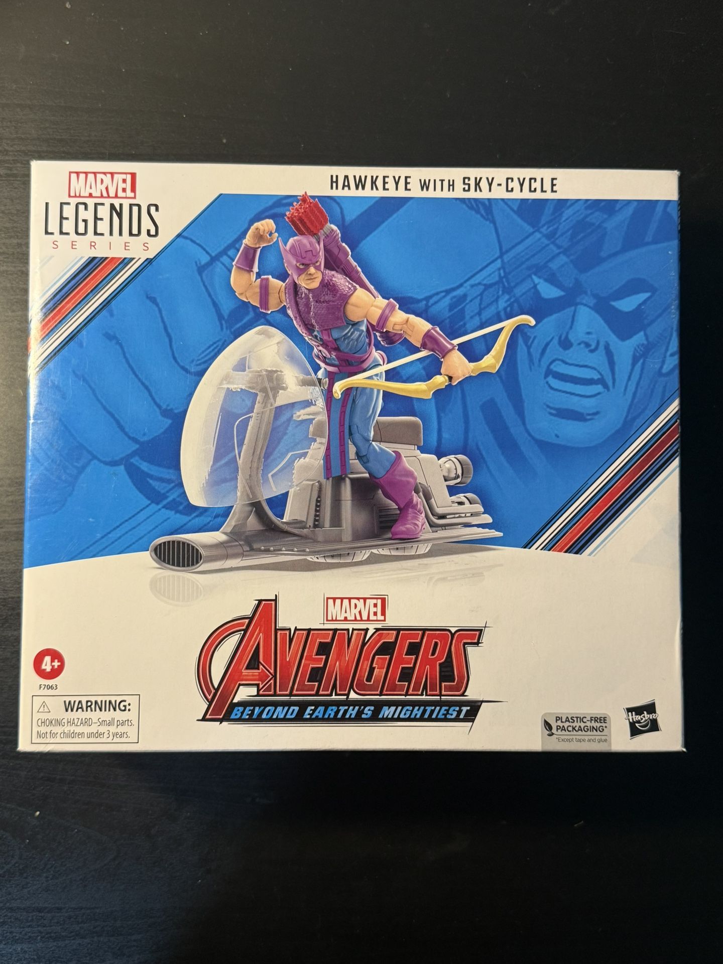Marvel Legends Hawkeye With Sky Cycle