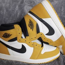 *NEW* Jordan 1 Yellow Ochre Size 8