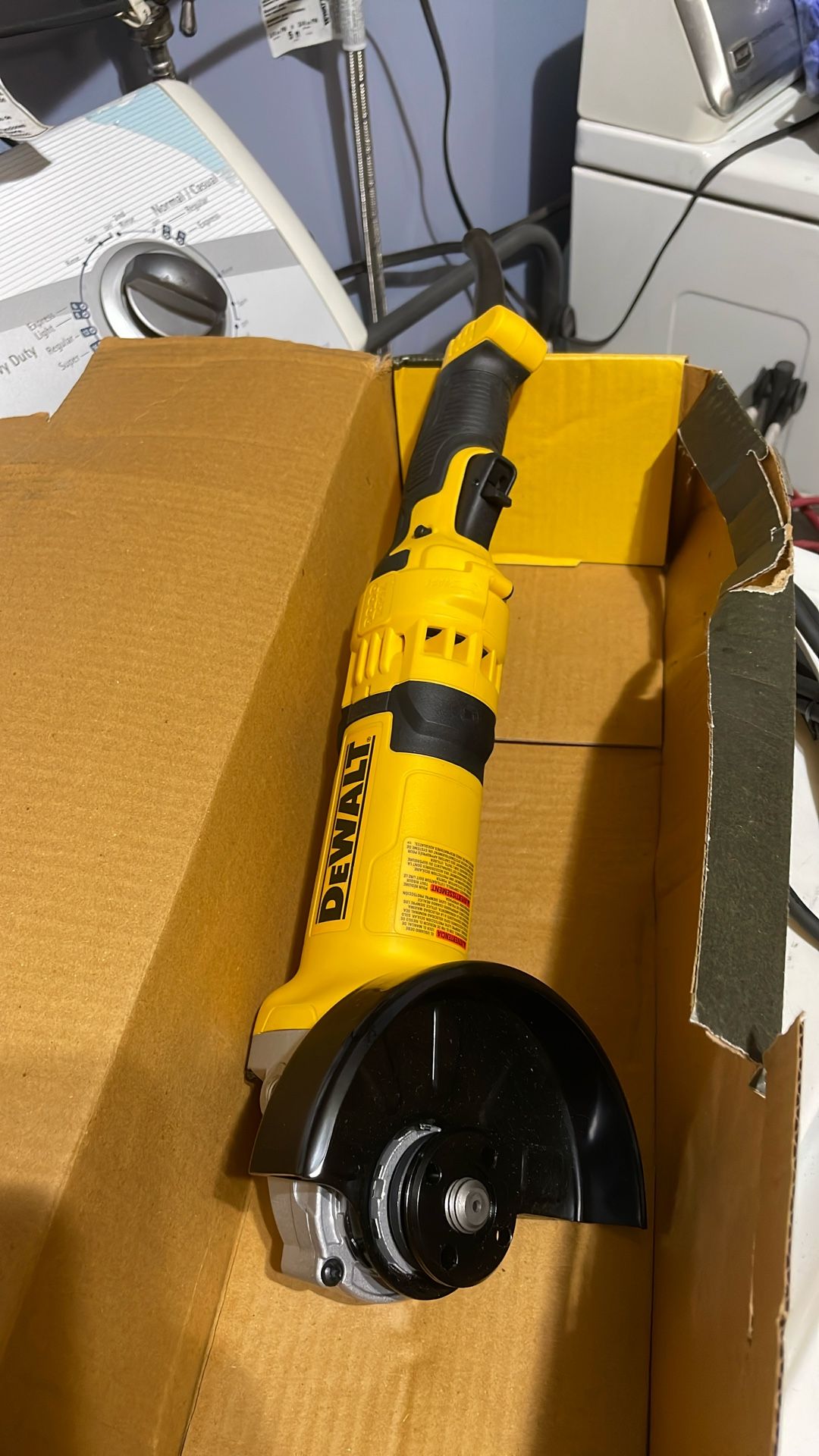 De Walt Grinding 6” 4 1/2”