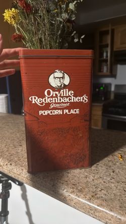 Antique popcorn tin can