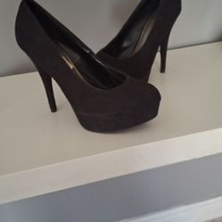 Women Shoes Sz 9 Nice Condition 