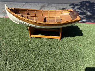 Amazing model boat display centerpiece art