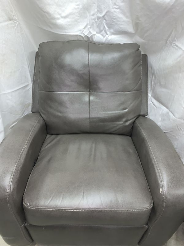 35x34x39 Leather Smoky Grey Swivel Lazy Boy Recliner for Sale in Tucson, AZ OfferUp