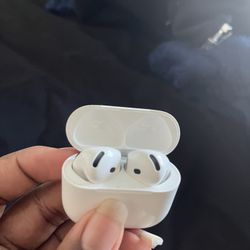 AirPods Gen 4