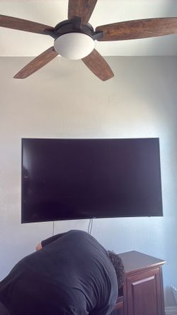 Samsung TV 65 inch
