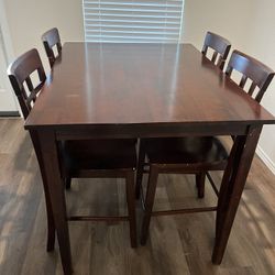 Dinning Table