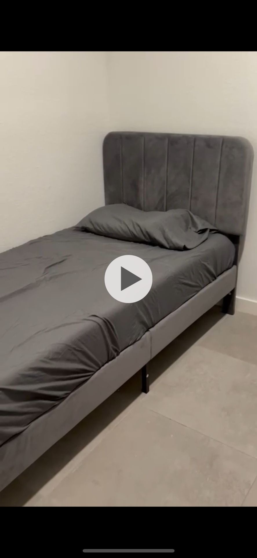 twin bed without mattress, perfect condition