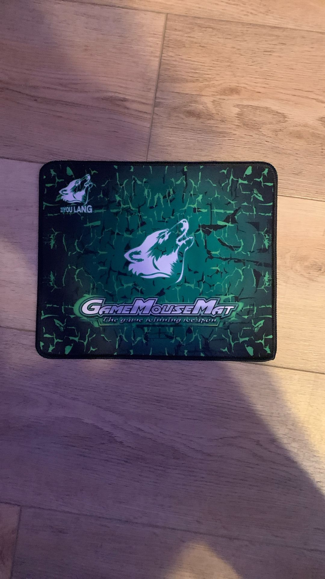 Gaming mouse pad