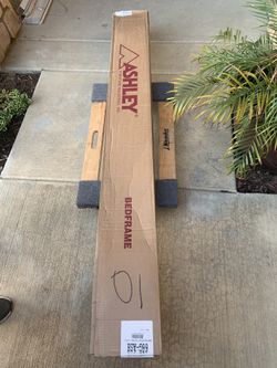 Bed Frame Adjustable Queen Or King (new)