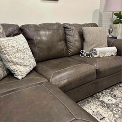 Brand New Ashley Couch 🛋️ Roleson Quarry Leather Sectional 2 Piece 