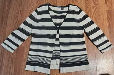 2 Piece Black & White Casual Dress Shirt "Size Large"