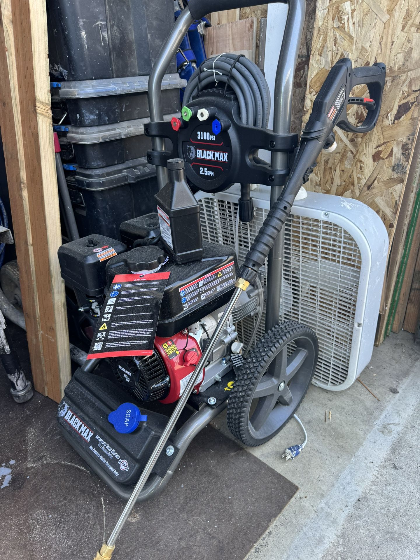 Black Max 3100psi Pressure Washer