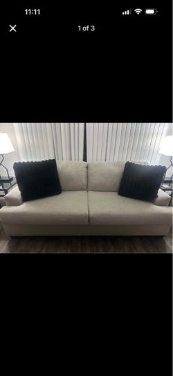 Sofa/loveseat and chair