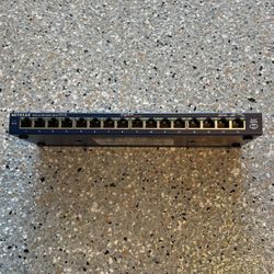16 port Netgear