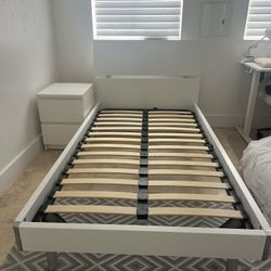 Twin Bed Frame And End Table 