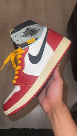 Air Jordan 1 High UN/LA Sneaker