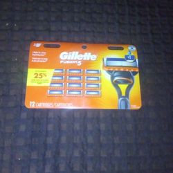 Brand New Gillette Fusion 5 12 Cartridges