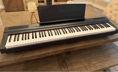 Yamaha Digital Piano 88-Key P-125a