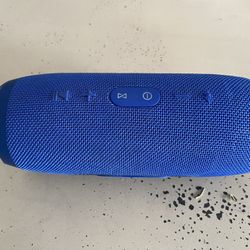 Speaker Portable JBL Speaker NEW BATTERY JBL Charge 3 Speaker Bluetooth Speaker MAKE AN OFFER!!