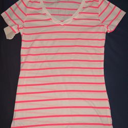 New White & Pink Stripe Medium Junior Shirt $8