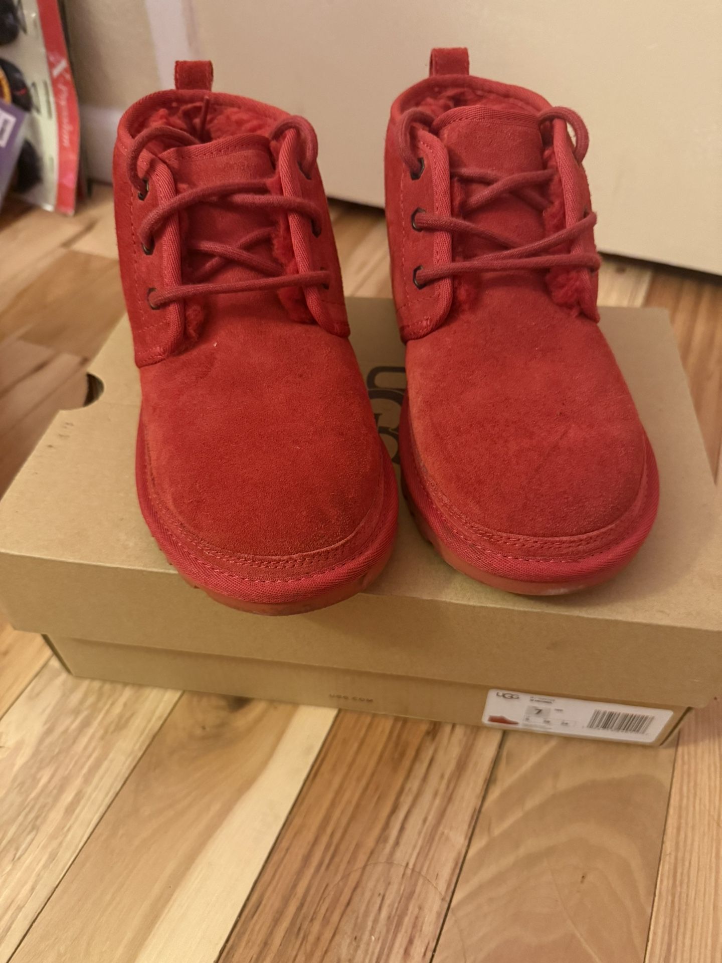 UGG Neumel Boots Samba Red