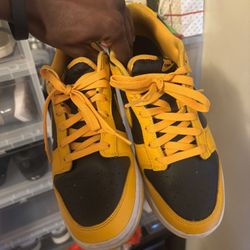 Nike Dunk Low Goldenrod