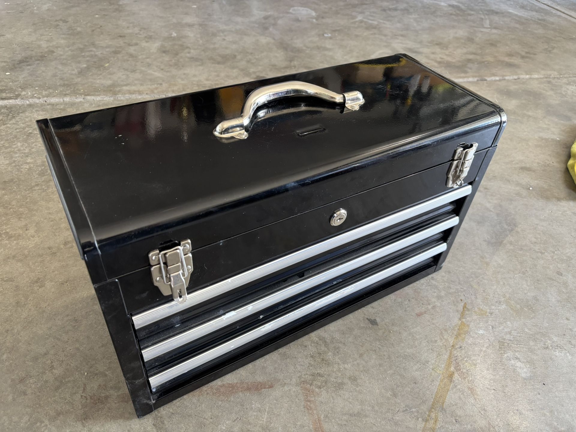 Portable Tool Box