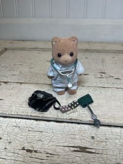 Vintage Sylvanian Families Calico Critters Murdoch Doctor Bear