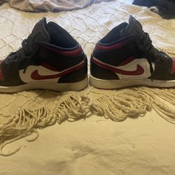 Jordan 1 Youth Size And 1 Kid Size