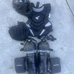 Easton youth catchers gear (4-8 years old)