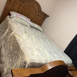 Queen Bedroom Set 