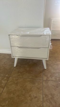 Night stand