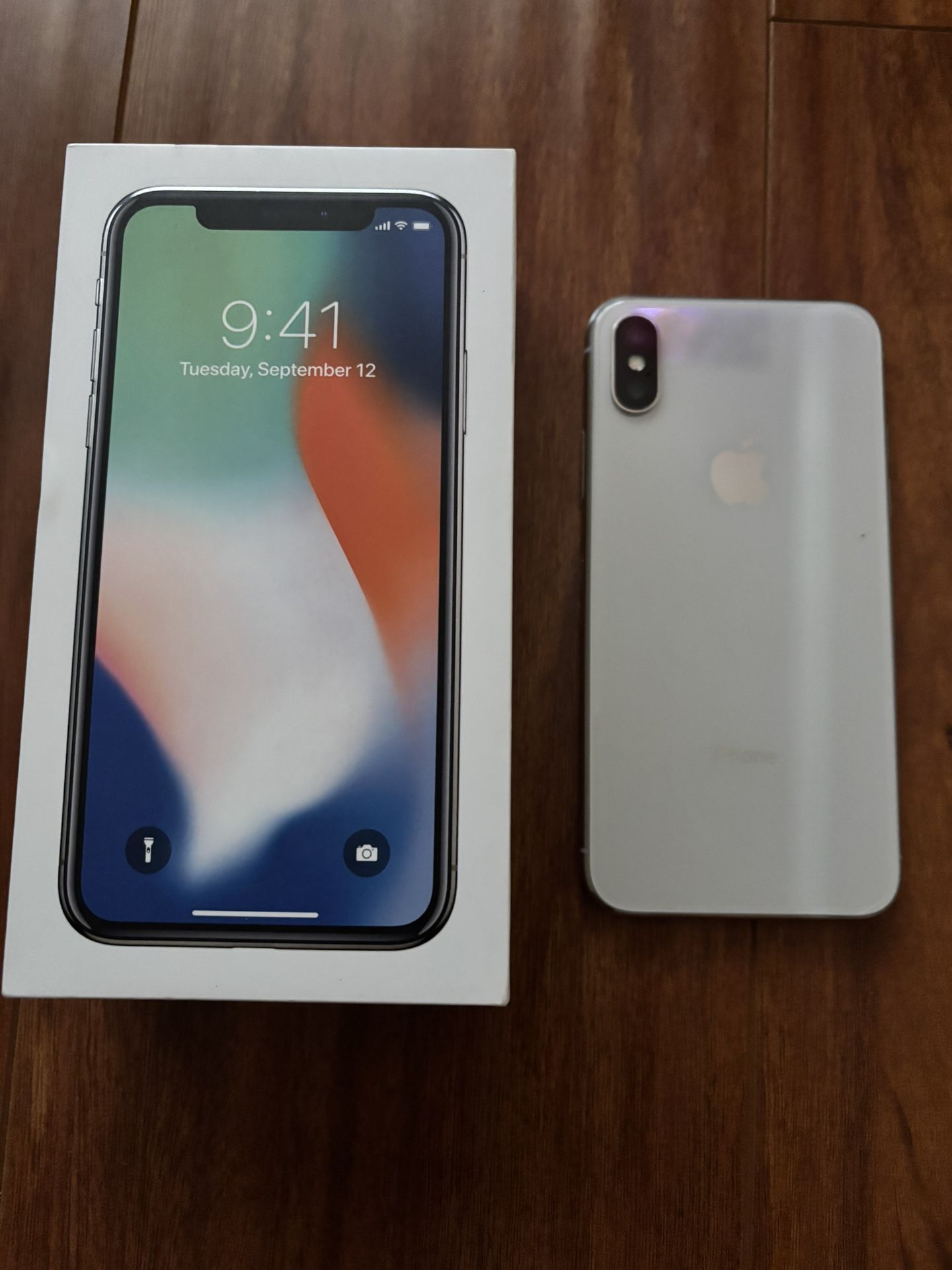 iPhone X