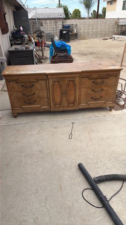 Dresser