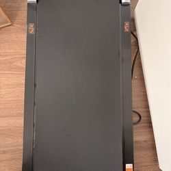 Walking pad with remote