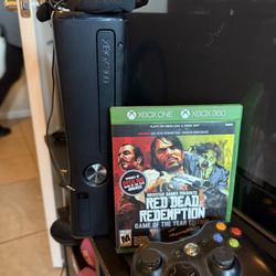 Xbox 360 Slim (250 GB)
