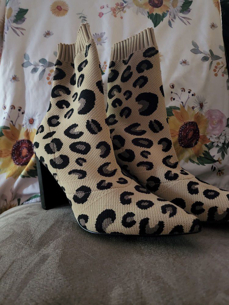 Chinese Laundry Womens Raine Tan Leopard 8.5 Boots 