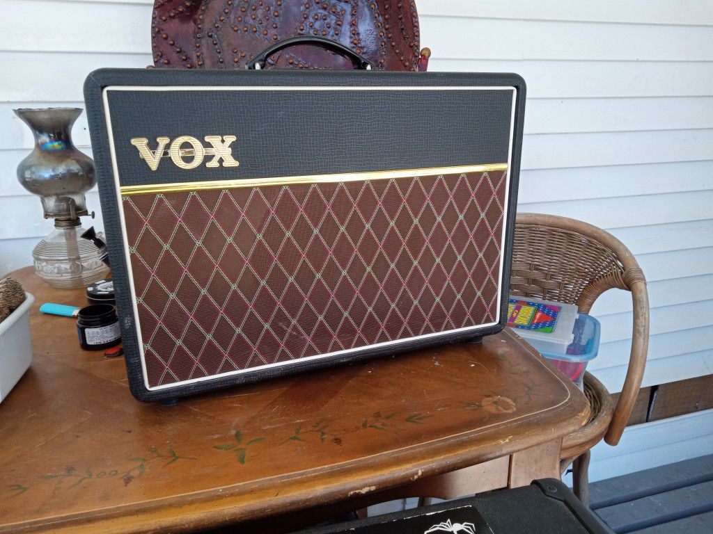 Vox  Guitar Amp