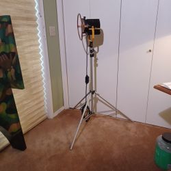 Desisti Magis Model 300 Spotlight With Multiple Filters