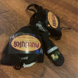 2 Sets Of Muttluks Dog Booties Size Itty Bitty Cami