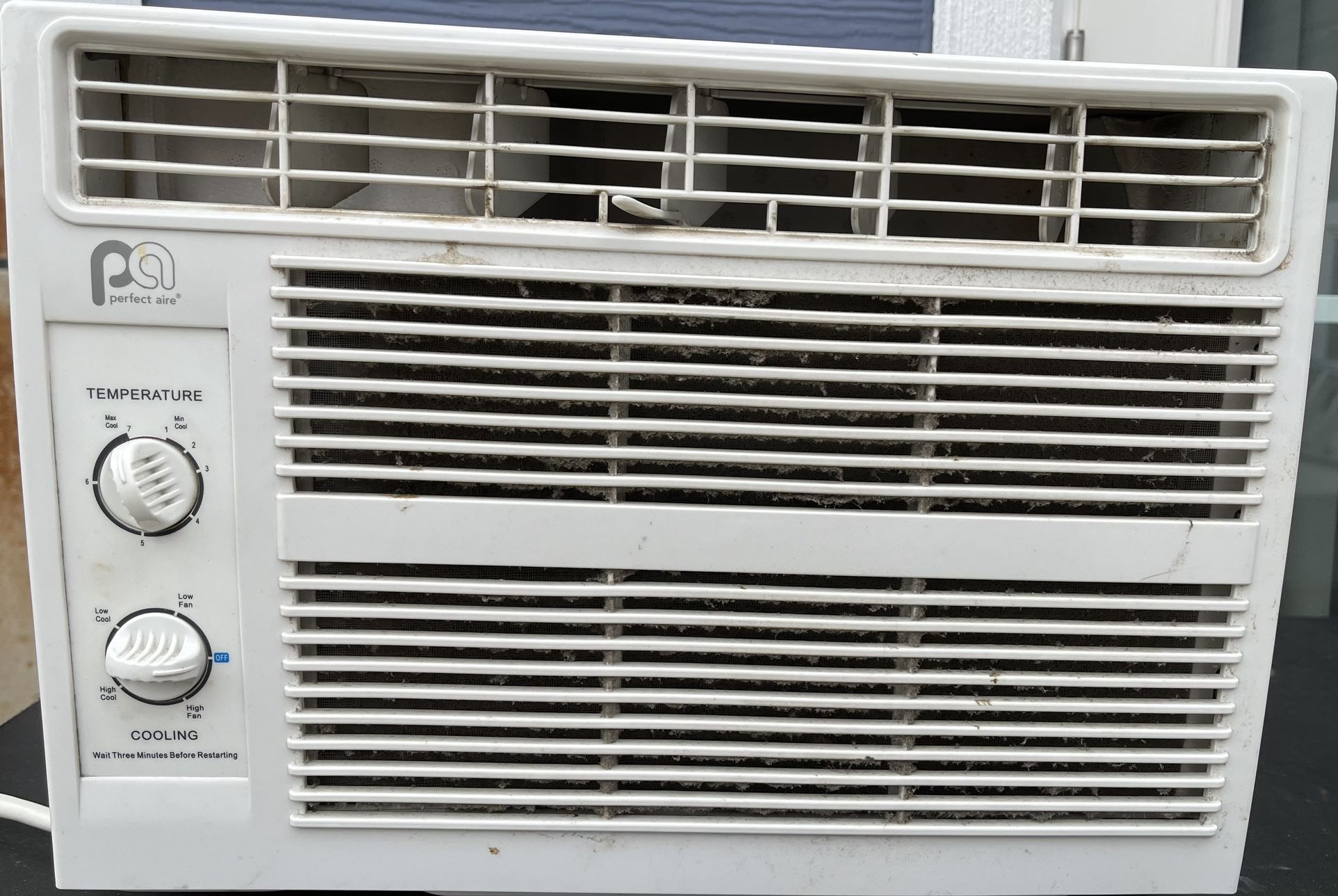 5000 BTU Perfect Are Window AC Unit