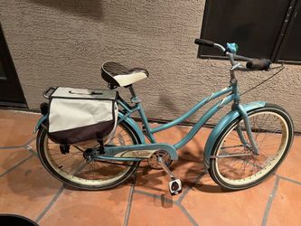 Huffy Regatta Style Beach Cruiser Bike – Excellent Condition
