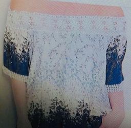 Plus Size Beautiful Blue Top Sizes 2X 3X NWT