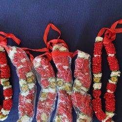 Garland - Floral Design And Floral Pins